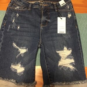 NWT JUDY BLUE BERMUDA MEDIUM